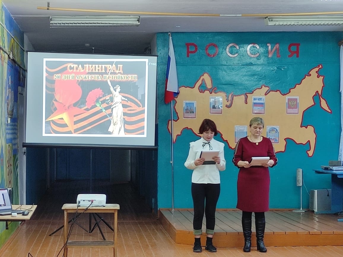 Сегодня говорим героям спасибо за нашу жизнь! Мы гордимся своей страной и своим народом..